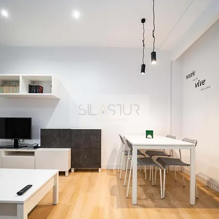 Asturches Apartment *