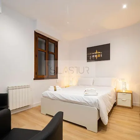 Asturches Apartment *